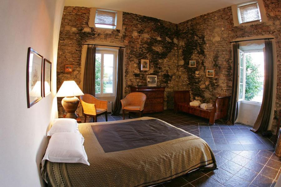 Готель Le Prieure Des Sources La Repara Номер фото